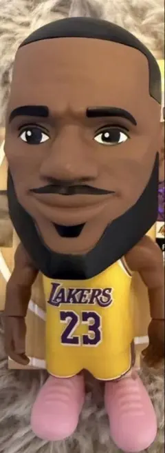 U*y様 NBA Ballersレブロン・ジェームズ　LeBron James Amazon.co.jp: ハズブロ(HASBRO) スターティング ラインアップ NBA