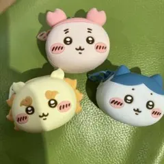 ちいかわ　おかおミニシリコンポーチ　古本屋　ハチワレ　シーサー　セット