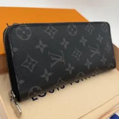 ルイヴィトン 長財布 モノグラムエクリプス トランクジッピー