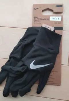 ランニンググローブ ナイキ