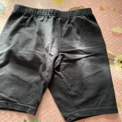 carter's 黒 ハーフパンツ 10/10A