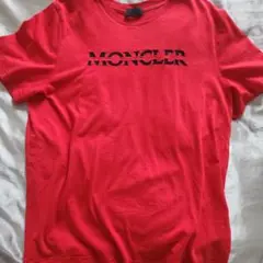 MONCLER　ブラックワッペン　Tシャツ