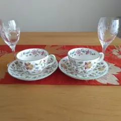 ミントンのカップ・ソーサーセット2客とワイングラス付き