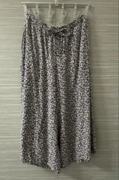 UNIQLO リラコ クロップド丈 ポケット付き 小花柄