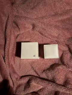 4C シルバー リング 専用ボックス付き