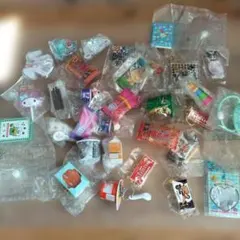 食品　サンリオ　ミニチュア