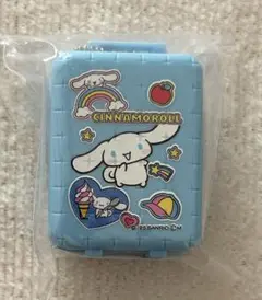 サンリオキャラクターズ ミニキャリーケースチャーム シナモロール