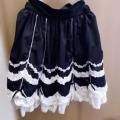 ★BODYLINE 膝丈SK ゴスロリ ロリータ 黒ロリ 3段フリル Fのサムネイル