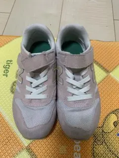 New Balance YV373RP2 スニーカー 19cm ピンク