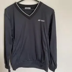 YONEX ブラック Vネックウェア