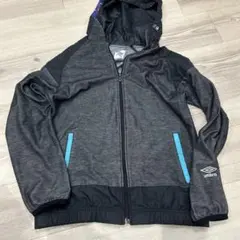 umbro フード付きウィンドブレーカー 黒　アンブロ　パーカー　ジャージ