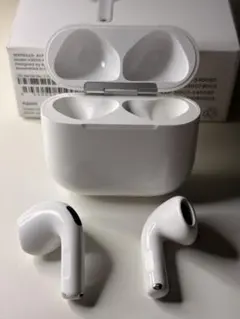 Apple AirPods4 ノイズキャンセリングのサムネイル