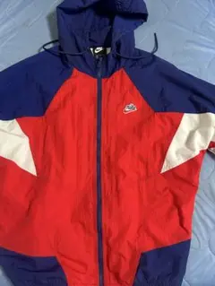 Nike フード付きナイロンジャケット