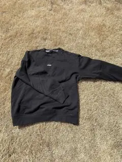 FILA ブラック クルーネックスウェット