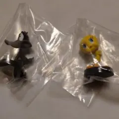 希少　ルーニーテューンズ　トゥイーティー　フィギュア　フィギュア　ハンマー TWEETY – ROBOTROBOT