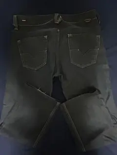 DIESEL デニム 裾に擦れ後あり