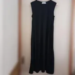 シーズンリーズン　ノースリーブロングニットワンピース　ブラック