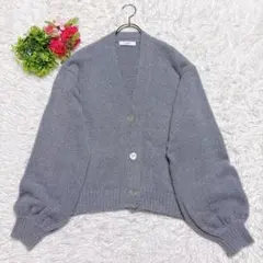 美品 【suadeo】 Vネックカーディガン ラメ 大人可愛い フェザーヤーン