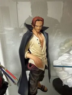 シャンクス フィギュア（刀なし）