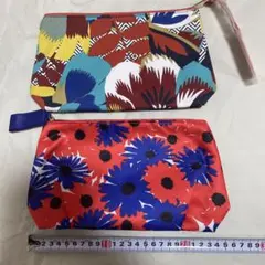 エスティローダー　化粧ポーチ2つ