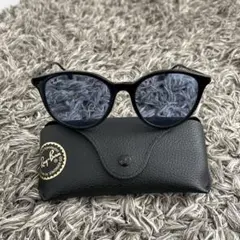 ✨美品✨Ray-Ban RB4334D サングラス　ブラック