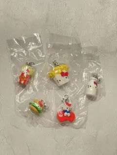 ハローキティ　アメリカンデザイン　めじるしアクセサリー　コンプセット