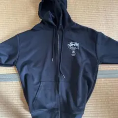 Stüssy ブラック ジップアップパーカー
