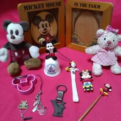 【ディズニーグッズ】ミッキーマウスのビンテージフォトフレーム他10点まとめ売り