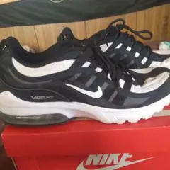 NIKE AIR MAX VG-R スニーカー ブラック/ホワイトのサムネイル