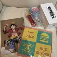 ワンピース モスバーガー コラボセット　ボトル、タオルハンカチ、クリアファイル等