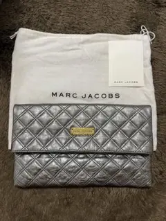 MARC JACOBS メタリッククラッチバッグ