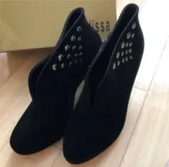 Item thumbnail for item 4b30f33d-4470-4948-b893-36f833bfa5b3