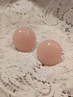 最終値下げ価格！ヴィンテージ　珊瑚色のイヤリング