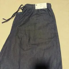 GU ジーユー　ライトデニムバレルアンクルパンツ ネイビーXL 新品