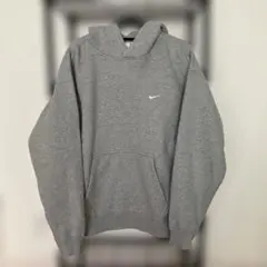 Nike フード付きパーカー （Lサイズ　グレー）