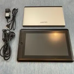 ペン無し　②Wacom Cintiq 13 HD DTK-1301 液タブのサムネイル