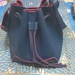 アズール 巾着ショルダー バッグ
