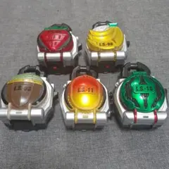 ロックシード　バラ売り 在庫処分 メッキ DX 斬月 ロックシード バラ売り 在庫処分 メッキ DX 斬月 - メルカリ