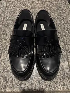 ま*8様 loake タッセルローファー 23.5センチ - メルカリ