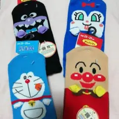 パペットソックス　靴下セット　アンパンマン　ドラえもん