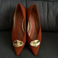 LE TALON メタルプレートパンプスのサムネイル
