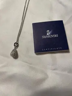 スワロフスキー　ティアドロップ型ペンダント