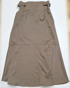 裾がおしゃれ✨ブラウンロングフレアスカート ウエストもポイント