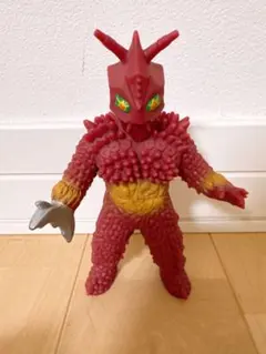 超絶レア！　やまなや　蓄光　改造巨大ヤプール　ソフビ　ワンフェス デビルマン× ギザロ蓄光ソフビ登場！ 悪魔の力が覚醒——闇の中で