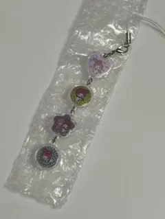 サンリオ　シークレットおはじきシール風　アクセサリー　ストラップ