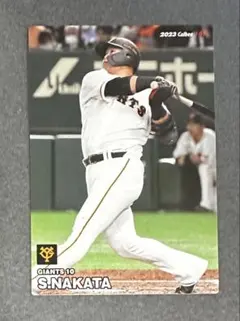 プロ野球チップス2023付属カード「107中田翔（読売ジャイアンツ）」