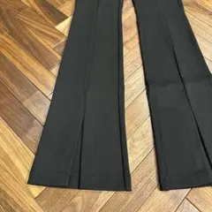 Zara フレアフロントスリットパンツ黒