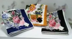 ○3159#0212イヴサンローラン/ハンカチ/縁が山吹色に花柄、他2枚0509