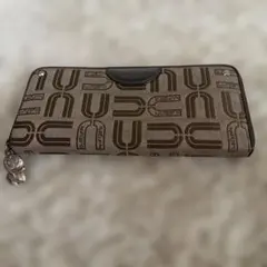Ｕbyungaroラウンドファスナー長財布のサムネイル