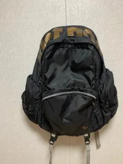 NIKE バックパック ブラック ゴールドのサムネイル